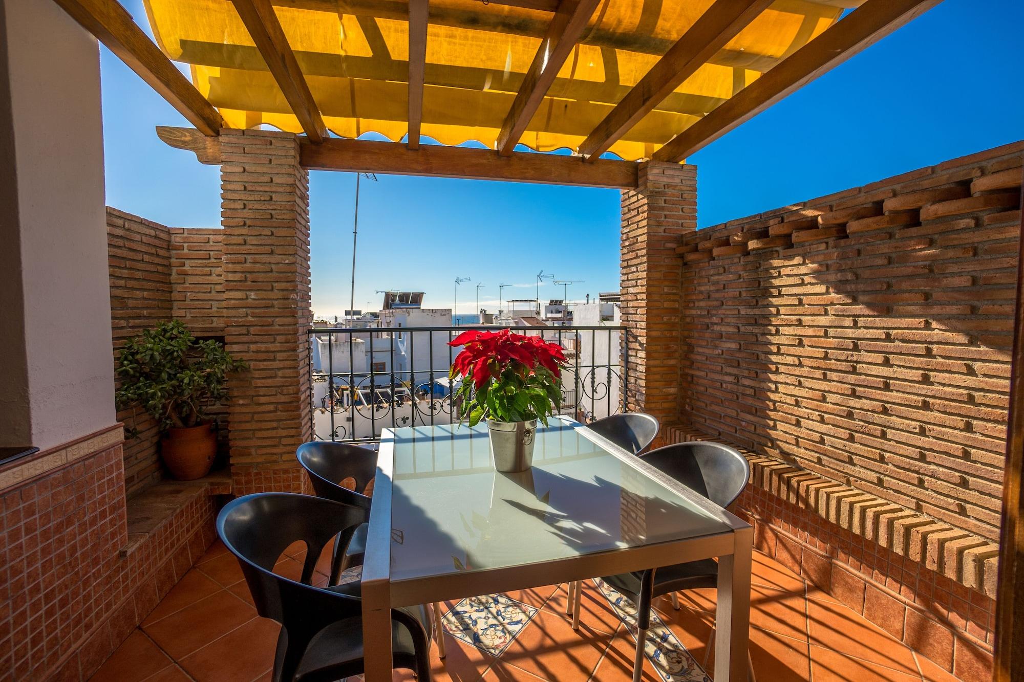 Apartamentos Abril Nerja Exterior foto